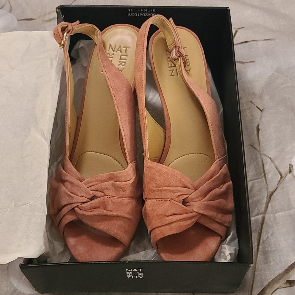 Naturalizer Heels Size 10.5